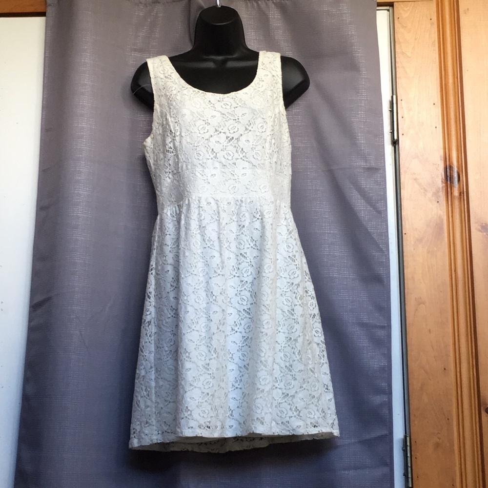 Lace dress
